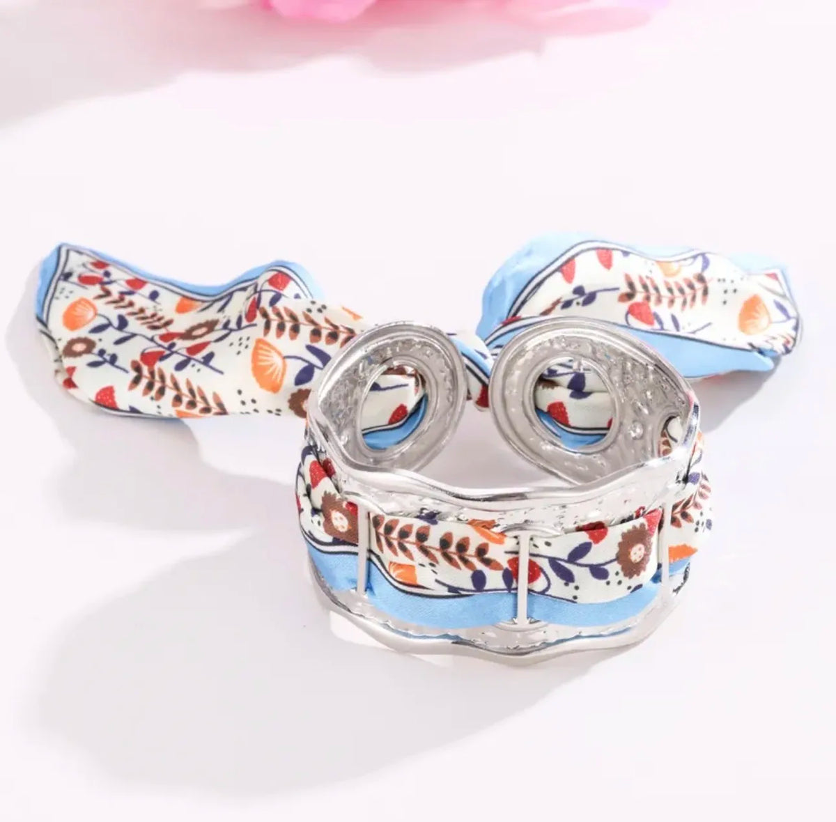 Round Fabric-Inlay Bangle