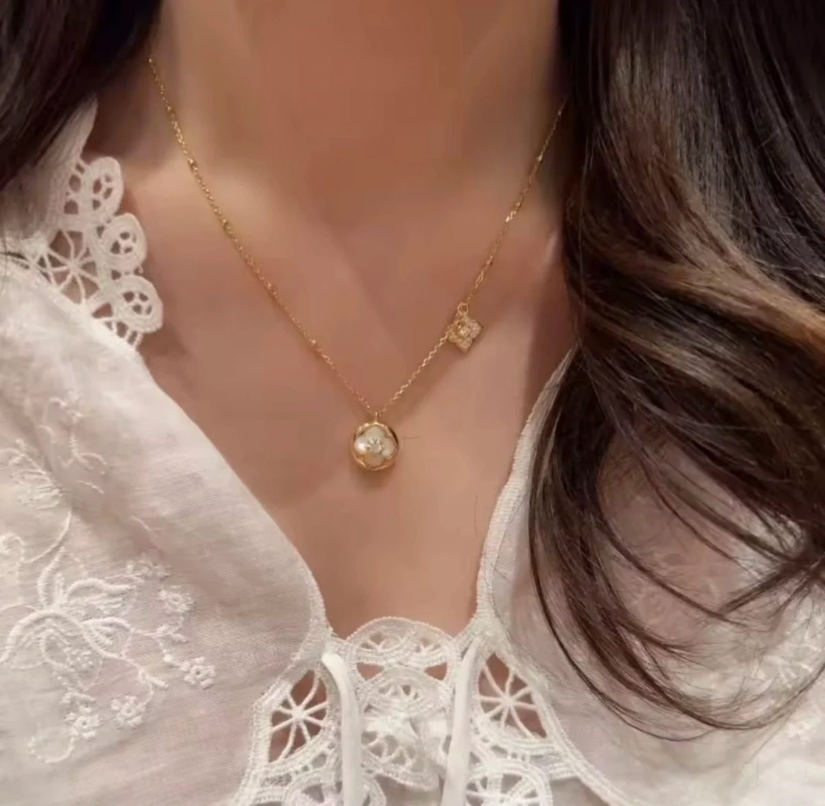 Pearl Blossom Crystal Necklace