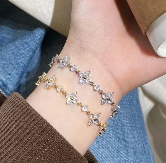 Clover Zircon Bracelet