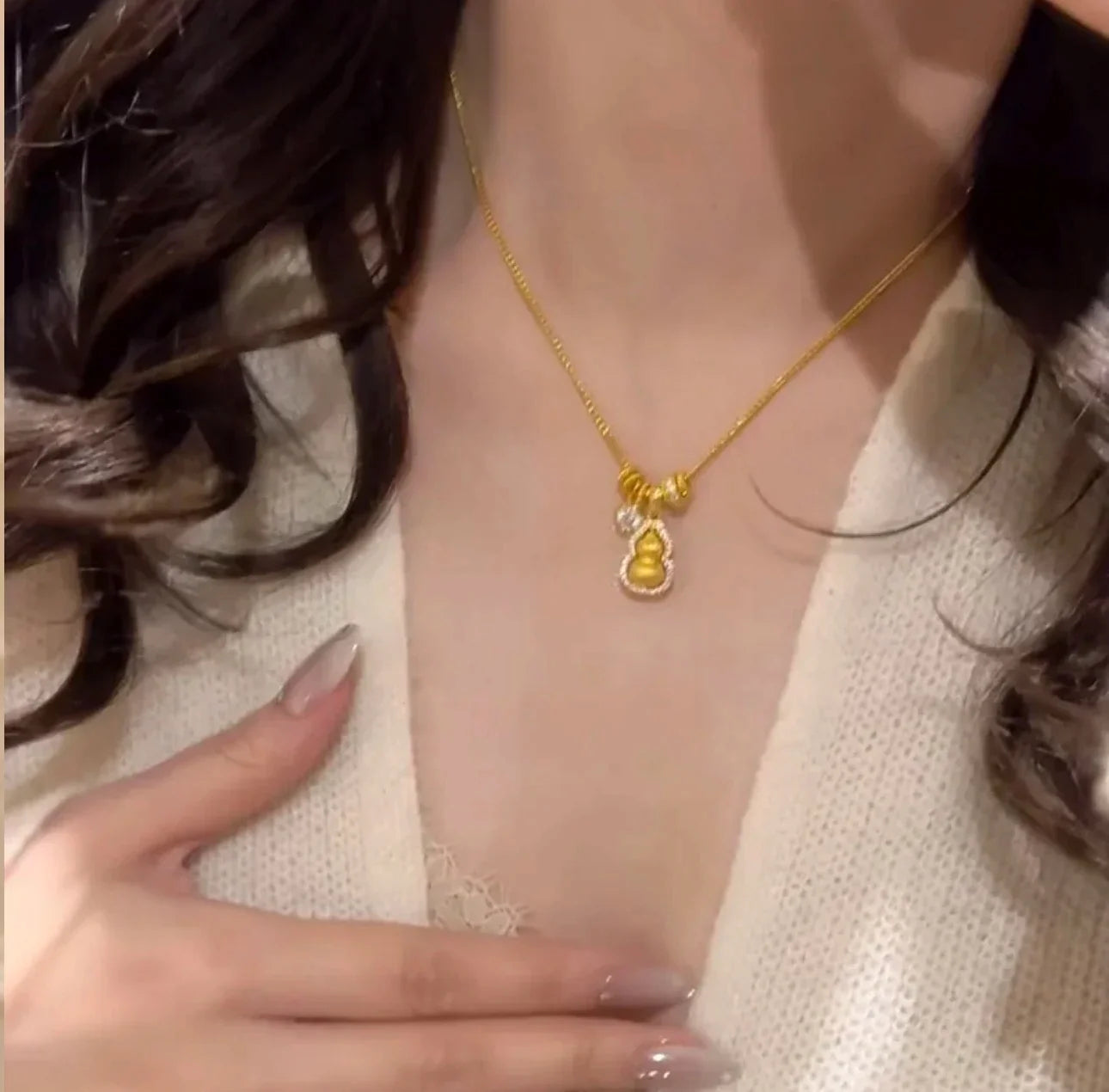 Gourd Gold Pendant