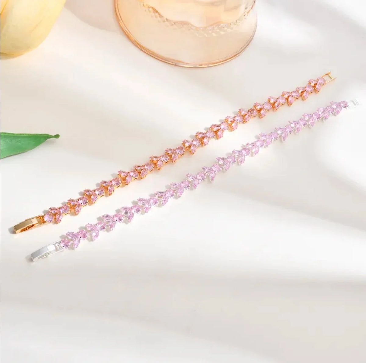 Zircon Leaf-Claw Bracelet