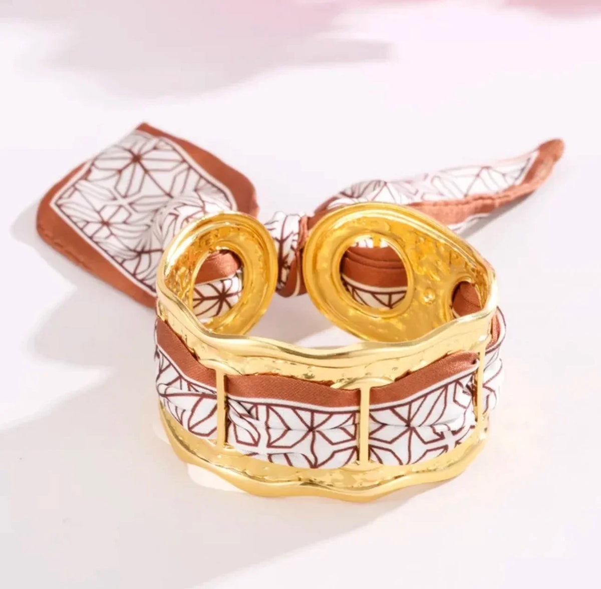 Round Fabric-Inlay Bangle