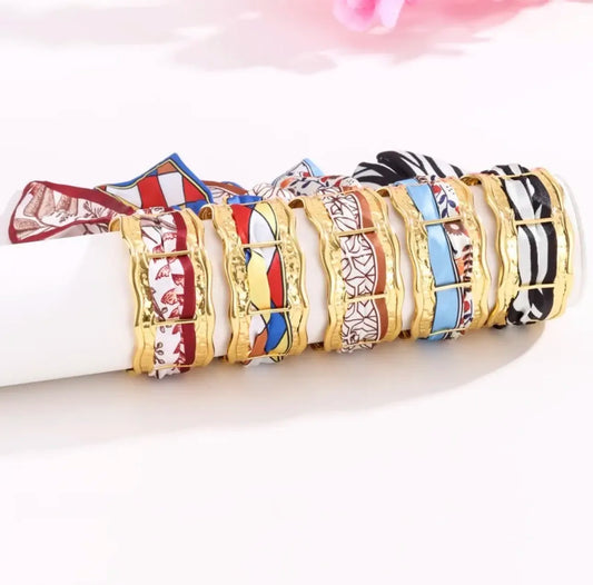 Round Fabric-Inlay Bangle